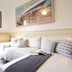 Refined And Bright One-Bedroom Near Metro M4 - Dateo