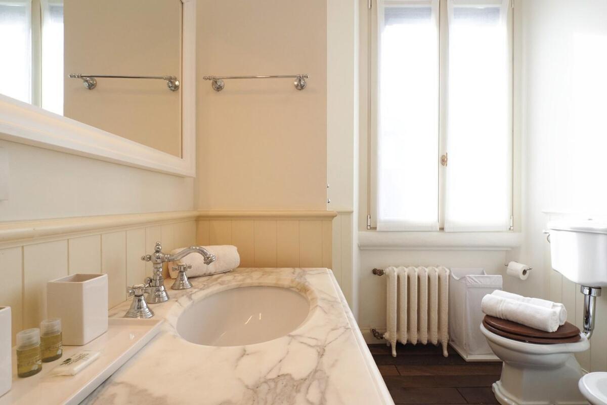 Apartment Refined And Bright One-bedroom Near Metro M4 - Dateo *