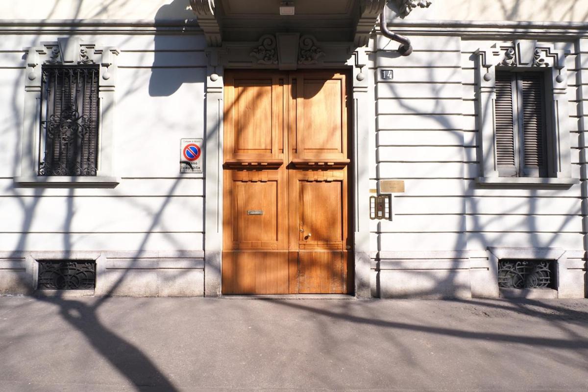 Refined And Bright One-bedroom Near Metro M4 - Dateo Apartment *