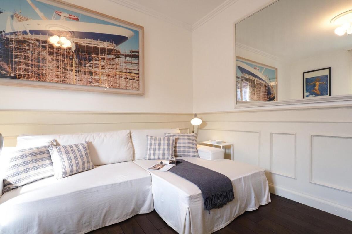 Apartment Refined And Bright One-bedroom Near Metro M4 - Dateo *