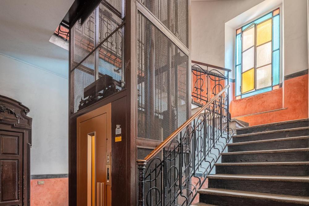 Apartment Refined And Bright One-bedroom Near Metro M4 - Dateo Mailand